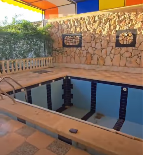 مزرعة للبيع على طريق دانا-الباب مساحة 700م²